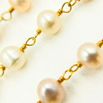 Load image into Gallery viewer, Peach Pearl Round Gold Plated Wire Chain. PRL45