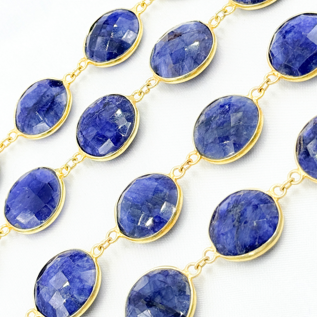 Dyed Sapphire Round Shape Bezel Gold Plated Wire Chain. SAP13