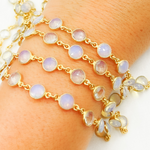 Load image into Gallery viewer, Opalite Round Shape Bezel Gold Plated Wire Chain. OPA3

