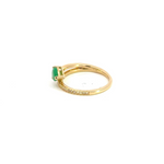 Load image into Gallery viewer, 14k Solid Gold Diamond and Emerald Spiral Heart Ring