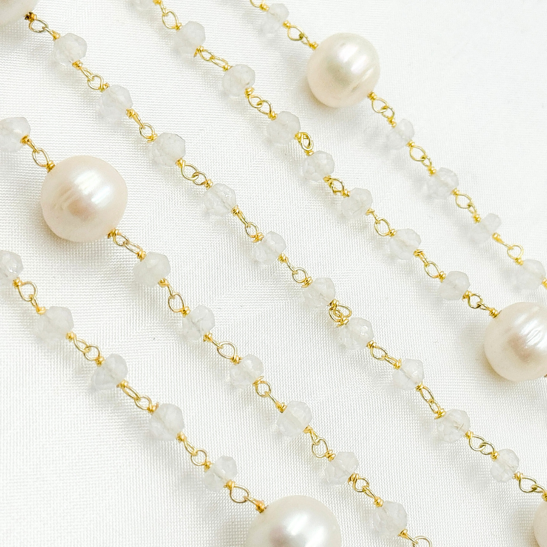 Moonstone & Pearl Gold Plated 925 Sterling Silver Wire Chain. MS69
