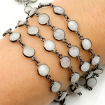 Load image into Gallery viewer, White Moonstone Round Shape Bezel Oxidized Wire Chain. WMS38