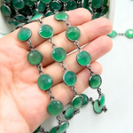 Load image into Gallery viewer, Green Onyx Round Shape Bezel Oxidized Wire Chain.