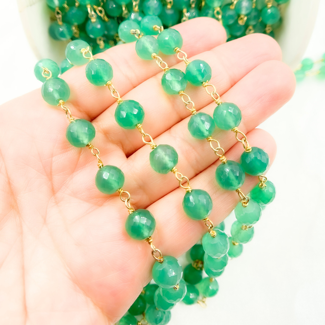 Green Onyx Gold Plated Wire Chain. GRE2