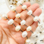 Load image into Gallery viewer, Peach Pearl Oxidized Oxidized Wire Chain. PRL44