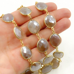 Load image into Gallery viewer, Coated Light Grey Organic Shape Bezel Gold Plated Wire Chain. CMS24