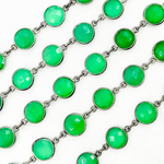 Load image into Gallery viewer, Green Onyx Round Shape Bezel Oxidized Wire Chain. ON3
