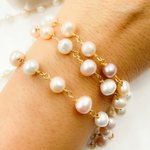 Load image into Gallery viewer, Peach Pearl Round Gold Plated Wire Chain. PRL45