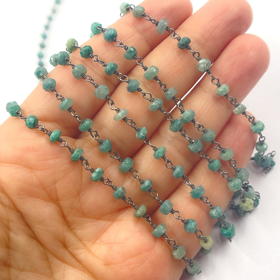 Dyed Emerald Oxidized Wire Chain. DYE1