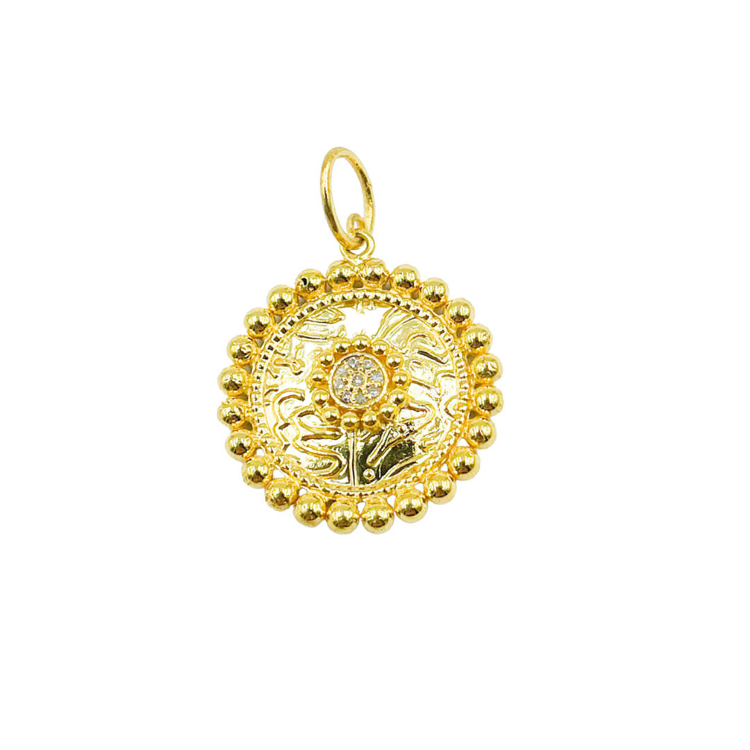 14K Solid Gold with Diamonds Circle Charm. KG23