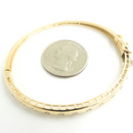 Load image into Gallery viewer, KG93. 14K Solid Gold Diamonds Bangle