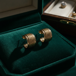 Load image into Gallery viewer, 15850018990. 14K Solid Gold Ribbed Hollow Hoop Earrings