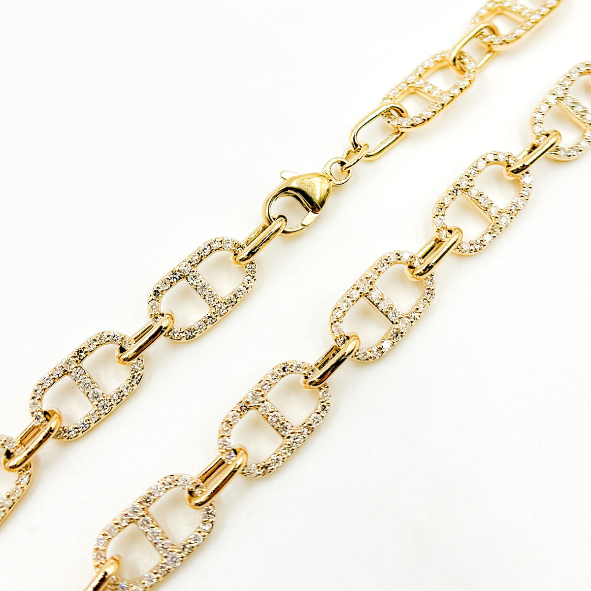 BFN60703. 14K Solid Gold Diamond Bracelet