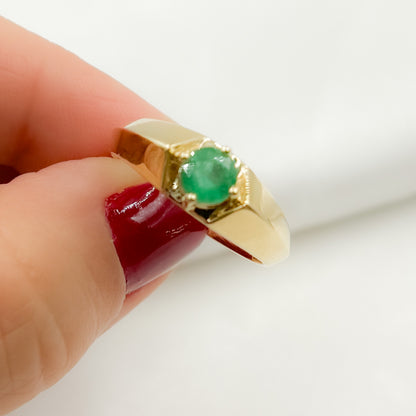 14K Solid Yellow Gold Emerald Ring.