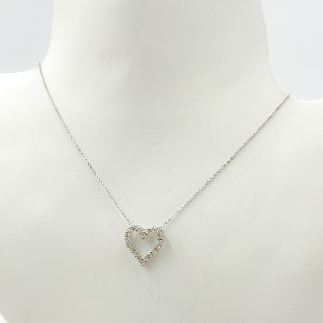 14K Solid Gold Diamond Heart Shape Necklace. TJ0006