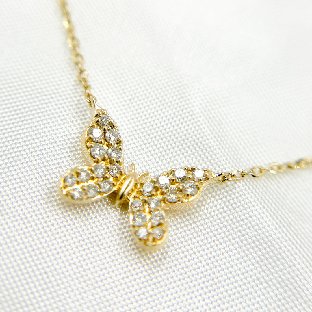 14K Solid Gold Butterfly Shape Diamond Necklace. NT404719