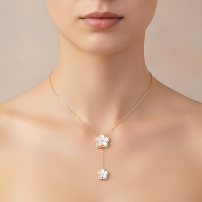NFH71835PL. 14K Solid Gold Diamond and Mother of Pearl Flower Necklace