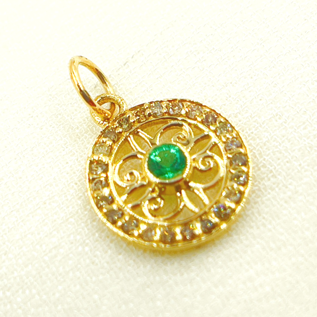 14K Solid Gold Diamond Fancy Charm. GDP258