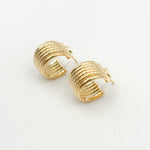 Load image into Gallery viewer, 15850018990. 14K Solid Gold Ribbed Hollow Hoop Earrings
