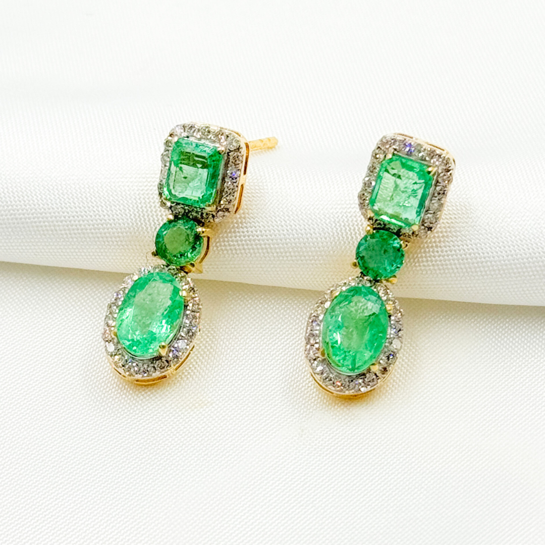 14k Solid Gold Diamond and Emerald Dangle Stud Earrings. GDT502EM