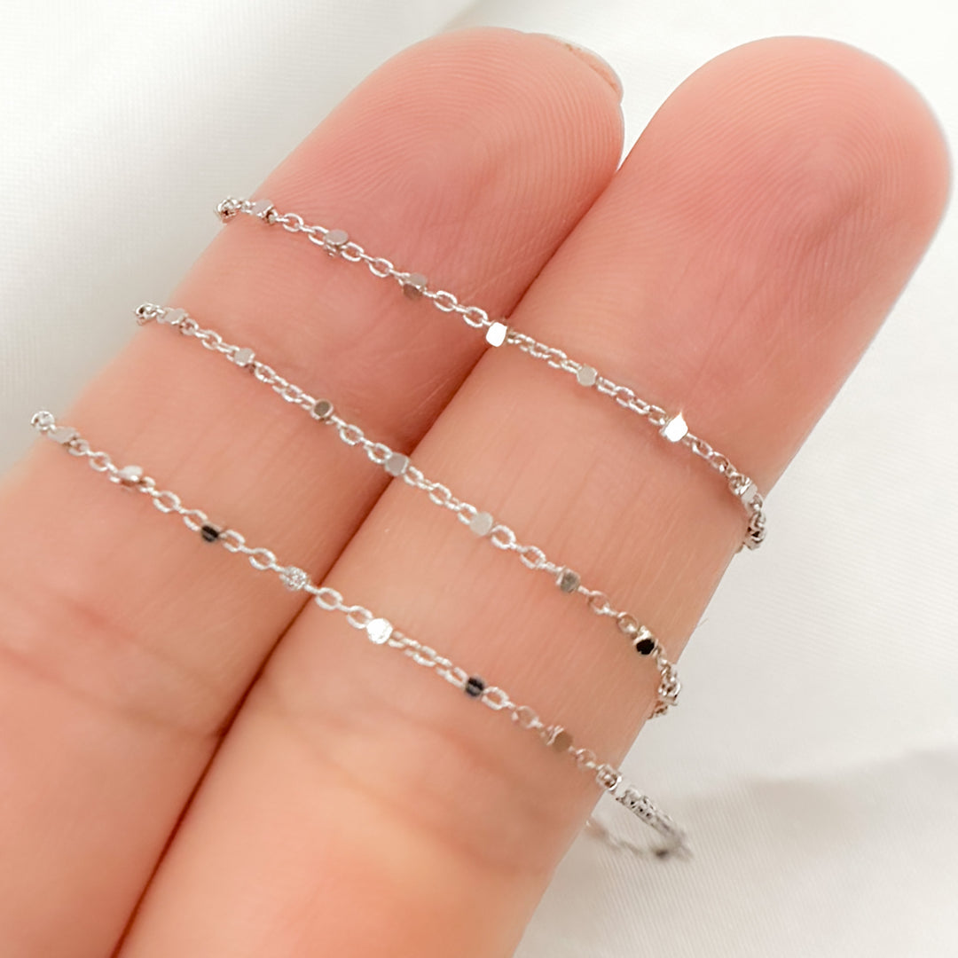 025R02S1QT4WG. 14K Solid White Gold Satellite Cube Chain