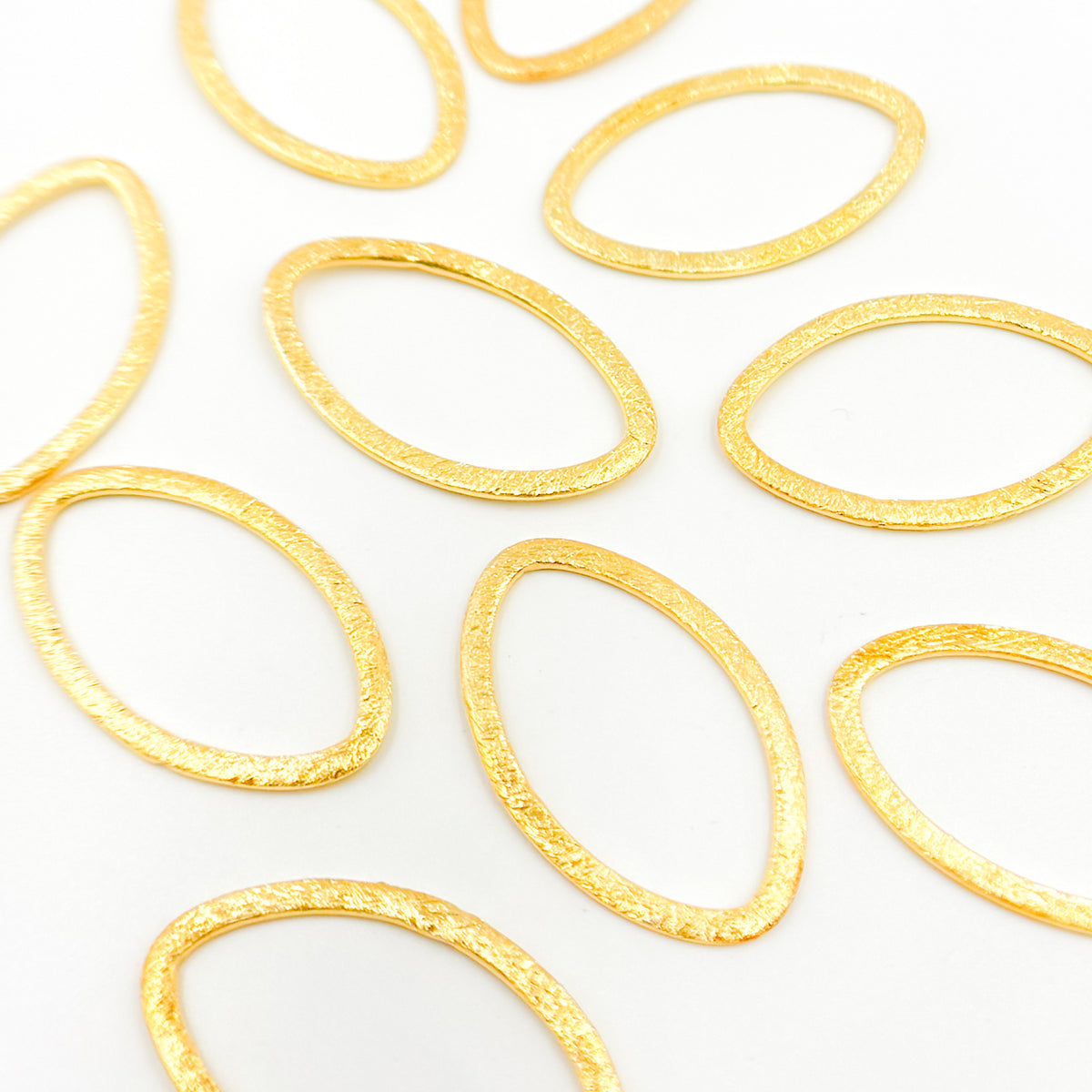 GPBS10. 25MM Gold-plated Sterling Silver Brushed Marquis Connector