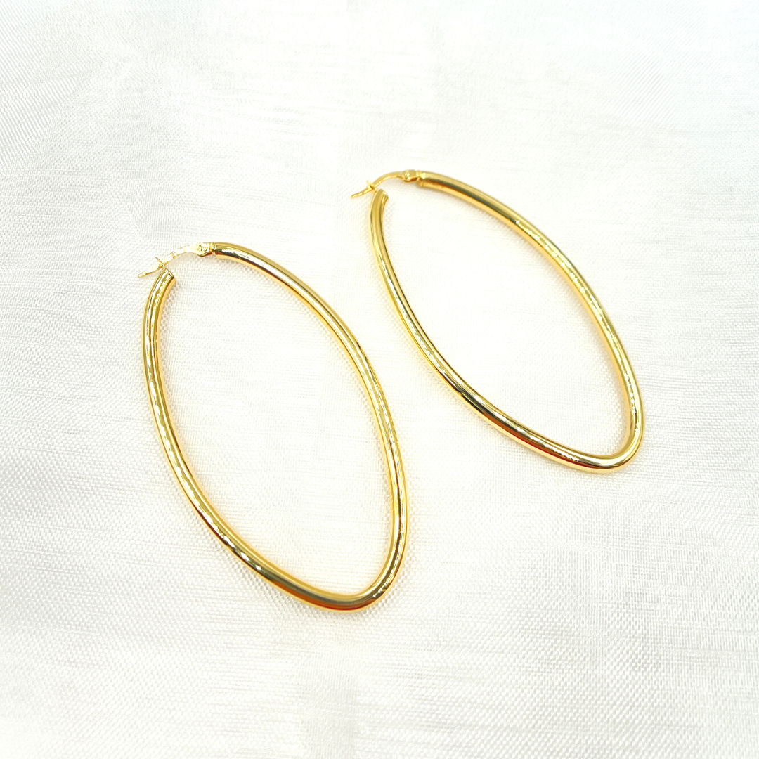 GER152. 14K Solid Gold Hollow Oval Hoop