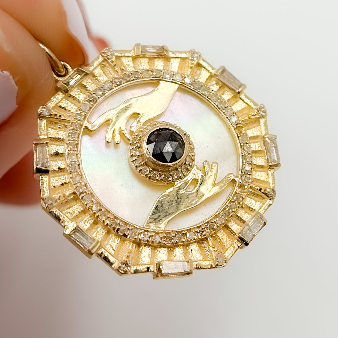 KG282. 14K Gold Hands Pendant