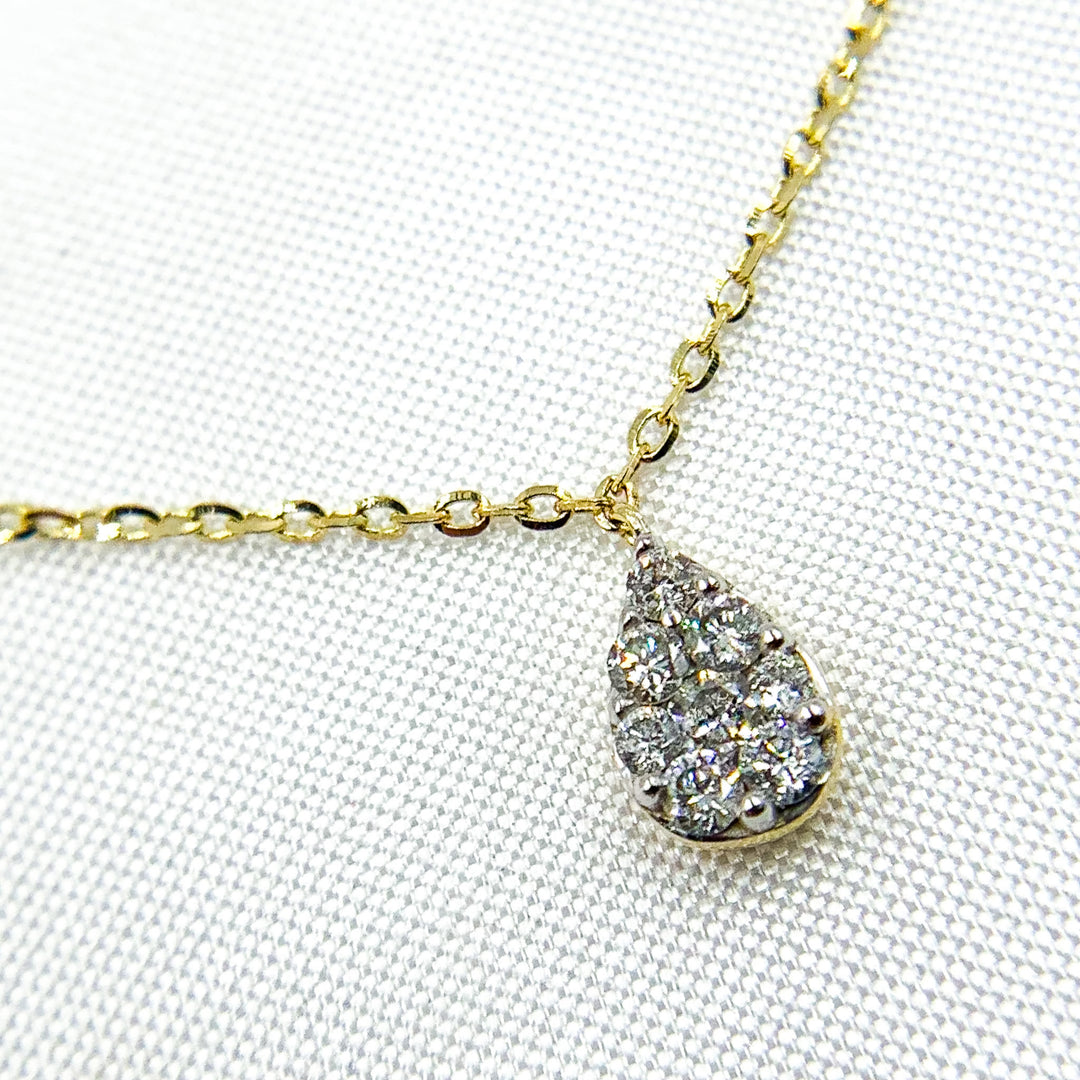 NT112825. 14K Solid Gold Diamond Drop Dangle Necklace