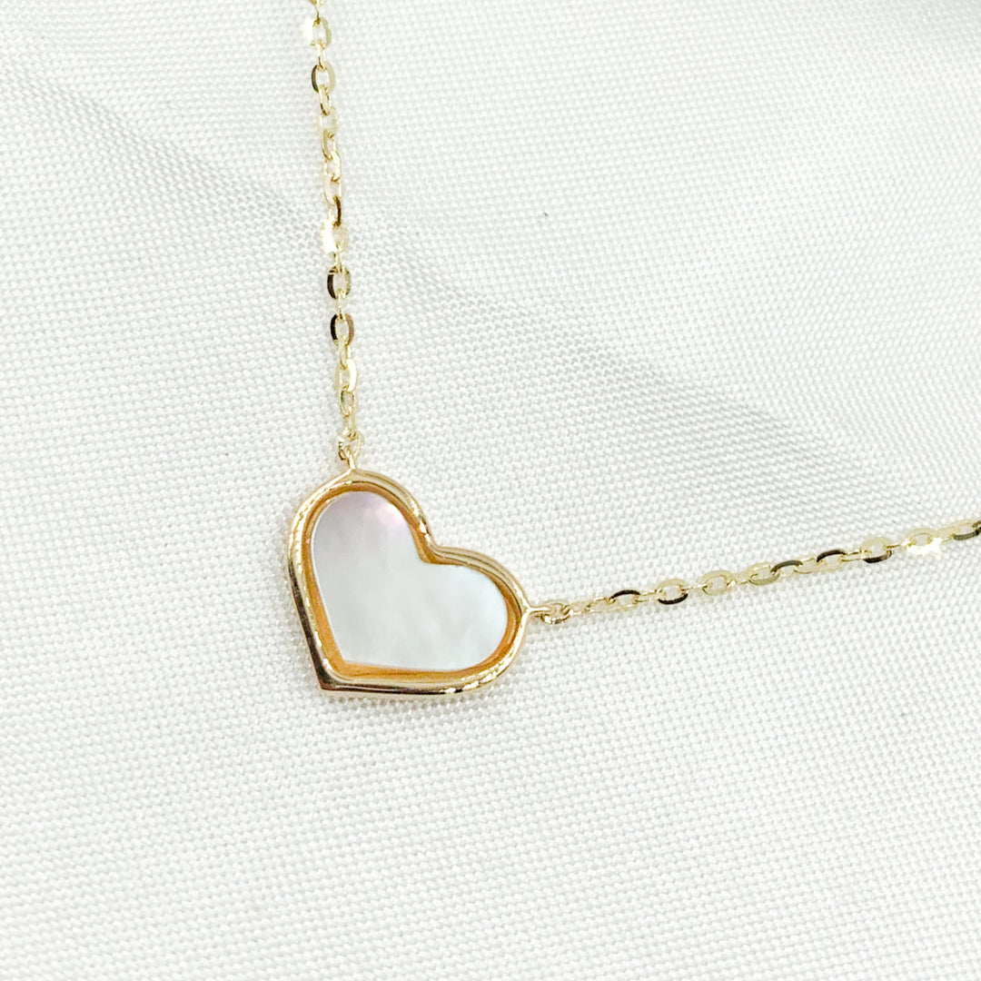 14K Solid Gold Mother of Pearl Heart Necklace. NT405812