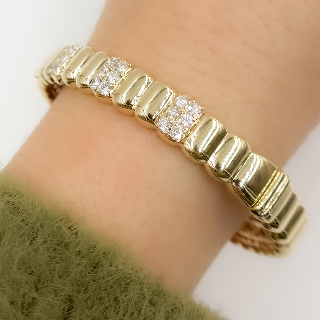 BNL68520. 14K Solid Gold Fancy Diamond Bangle