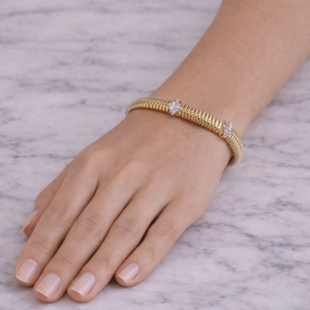 BFG61283. 14K Solid Gold Elegant Diamond Bangle