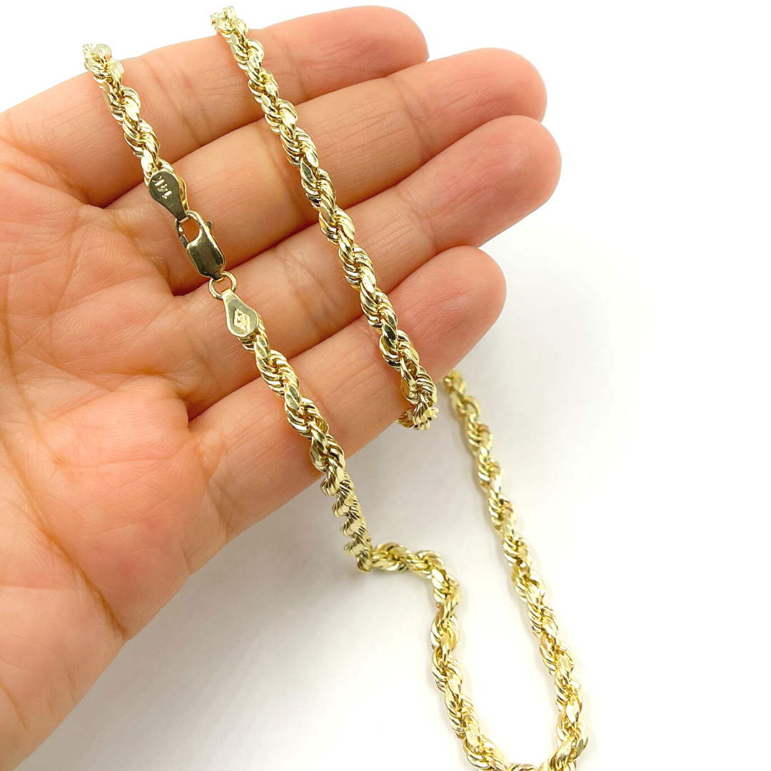 14K29. 14K Solid Gold Rope Necklace