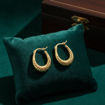 Load image into Gallery viewer, GER177. 14K Solid Gold Croissant Hoops