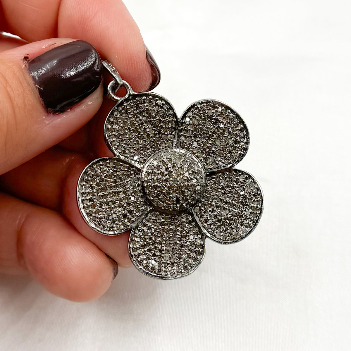 DP174. Diamond Sterling Silver Flower Pendant