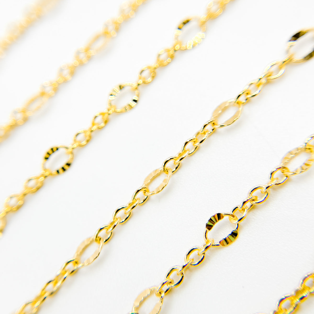 V304GF. 14k Gold Filled Cable and Diamond Cut Marina Link Chain