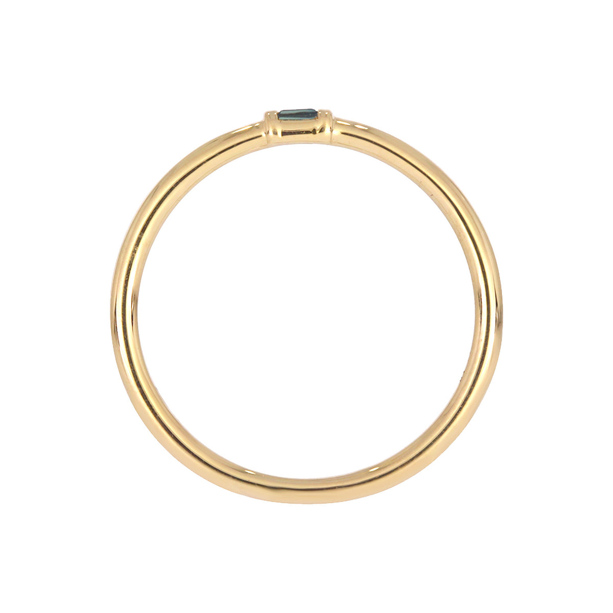 RAA01545. 14K Solid Yellow Gold Solo Baguette Ring