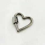 Load image into Gallery viewer, DC1002. Sterling Silver Heart Screw Clasp
