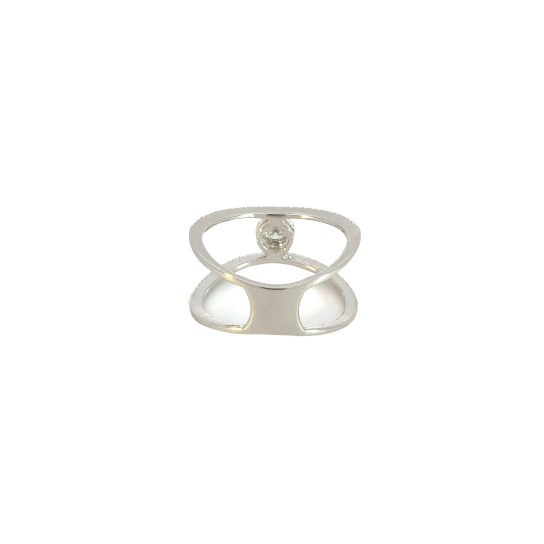 14k Solid White Gold Diamond Ring.