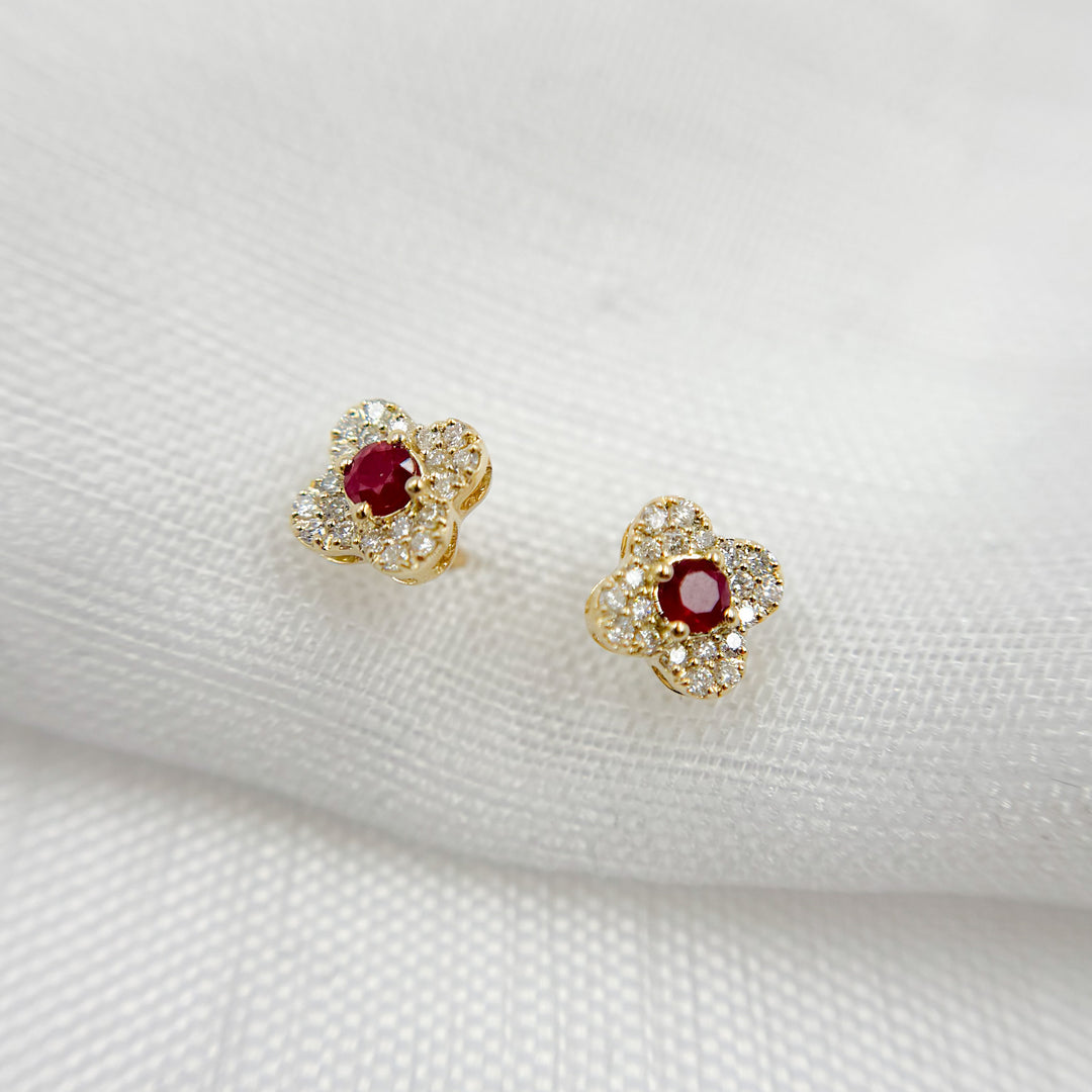ER418575. 14K Solid Gold Diamond and Gemstone Flower Studs