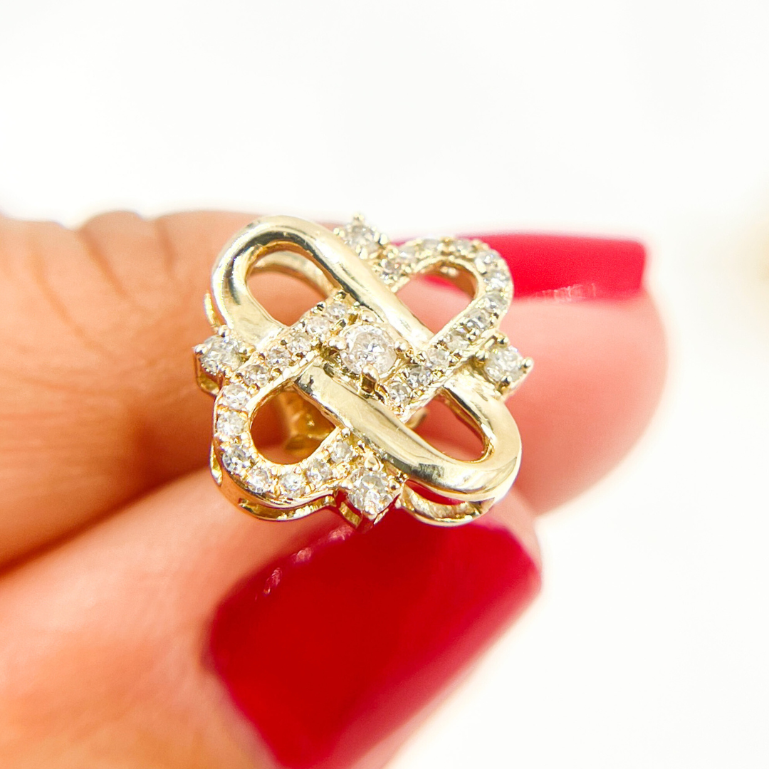 EFF51917. 14k Solid Yellow Gold Infinity Heart Studs
