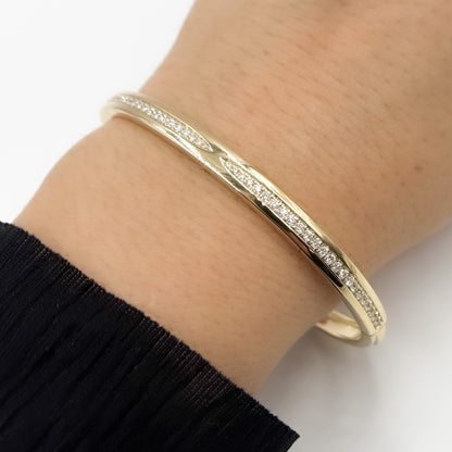 BNJ68608. 14K Solid Yellow Gold Diamond Bangle