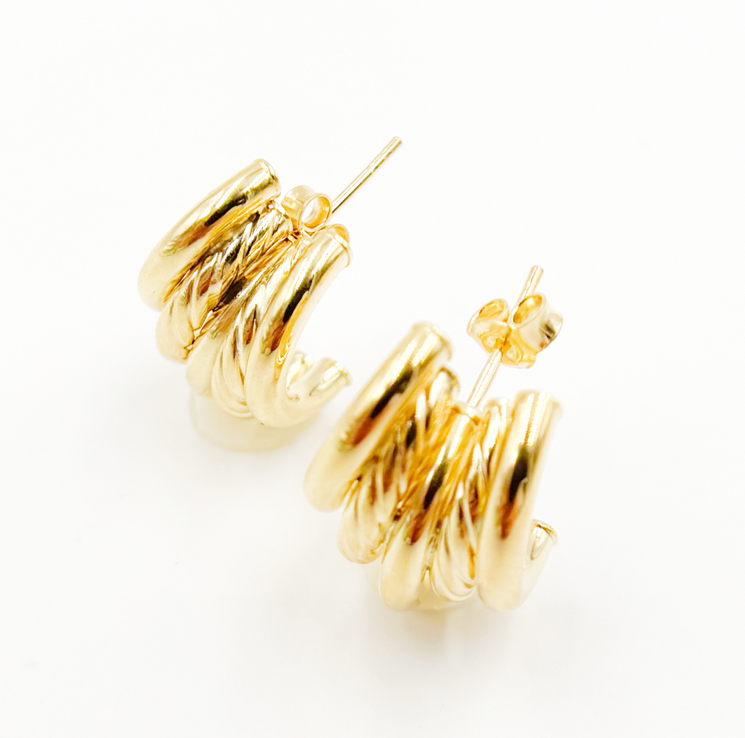 15850018845. 14K Solid Gold Smooth and Textured Ribbed Hollow Stud Earrings