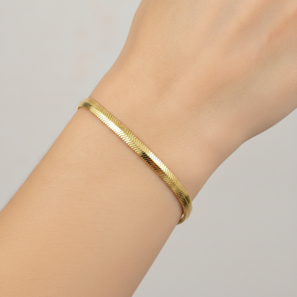 420CCTDBRA8BR. 14K Solid Gold Flat Snake Bracelet