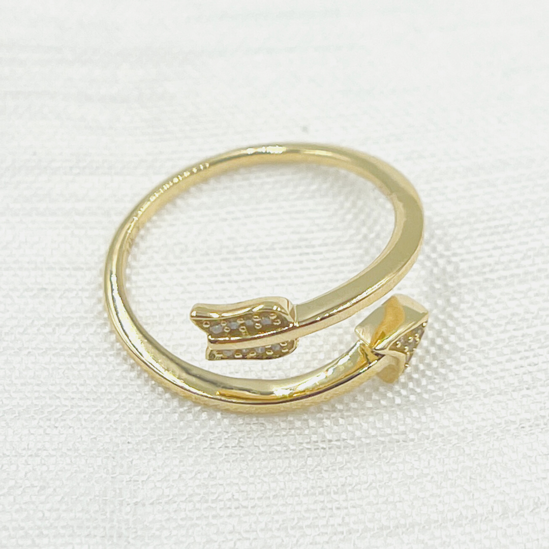 14K Solid Gold Diamond Arrow Ring. RFA14433