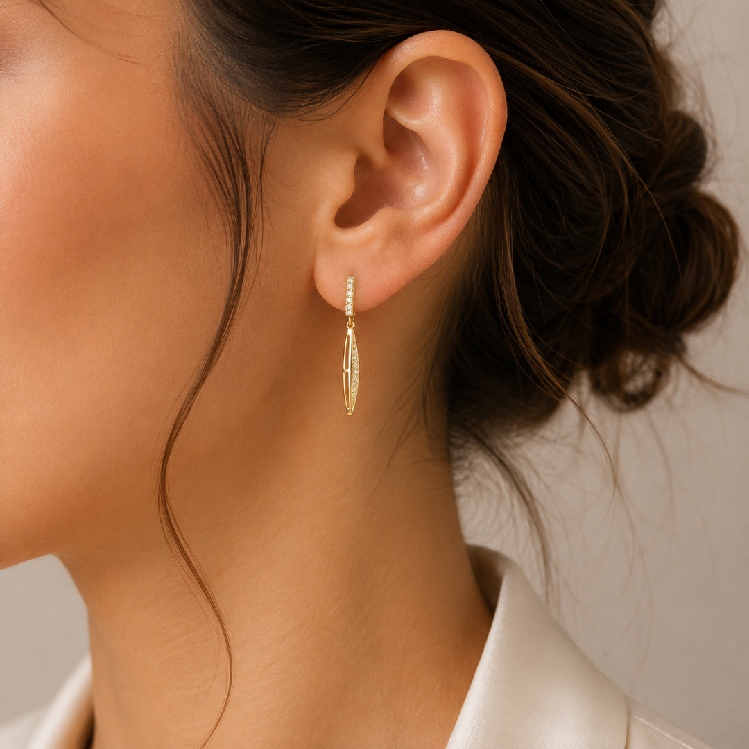 EFE51758. 14K Solid Gold and Diamonds Dangle Earrings