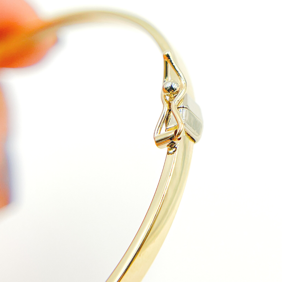 Bangle23. 14K Solid Gold Flat Bangle