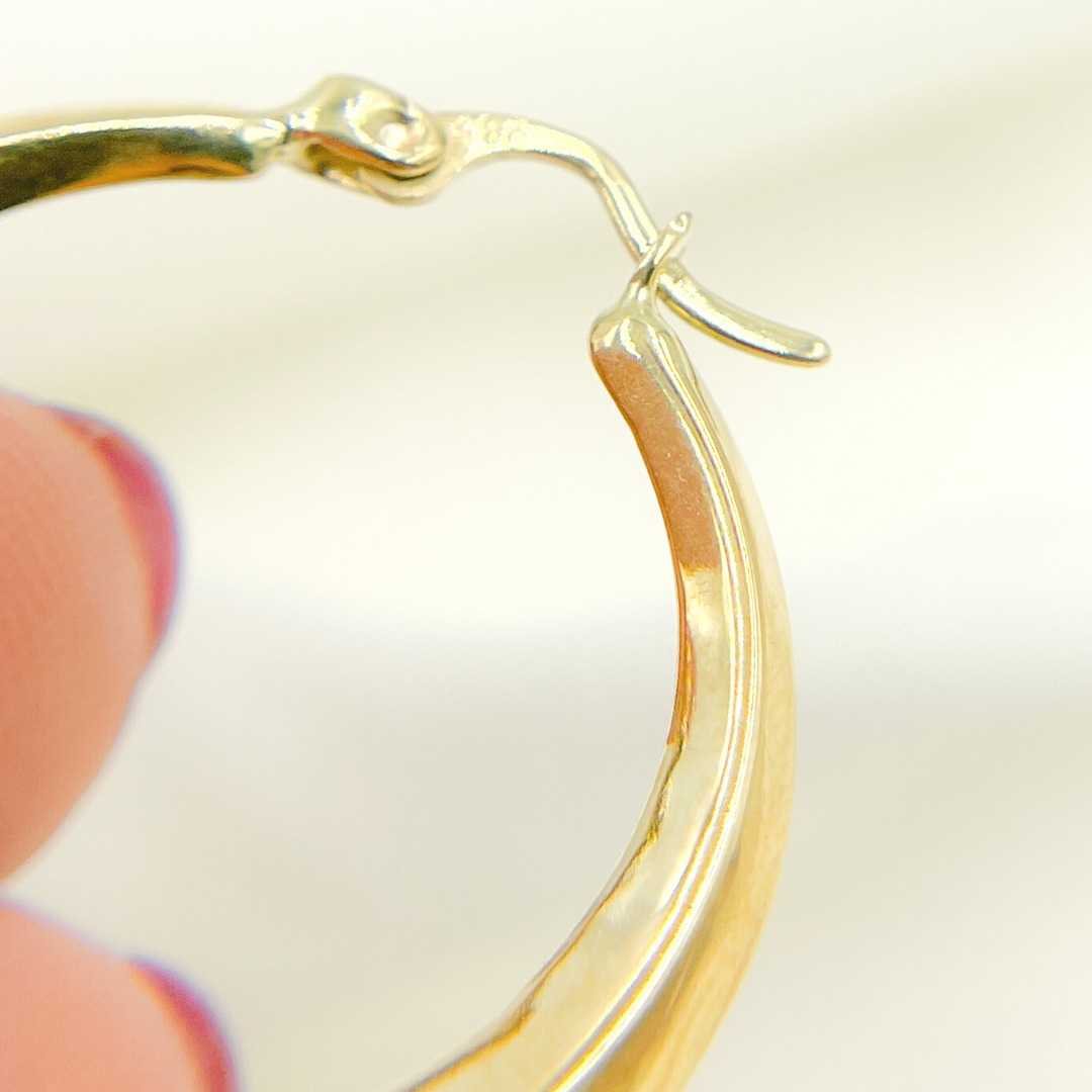 GER131. 14K Solid Gold Hoop