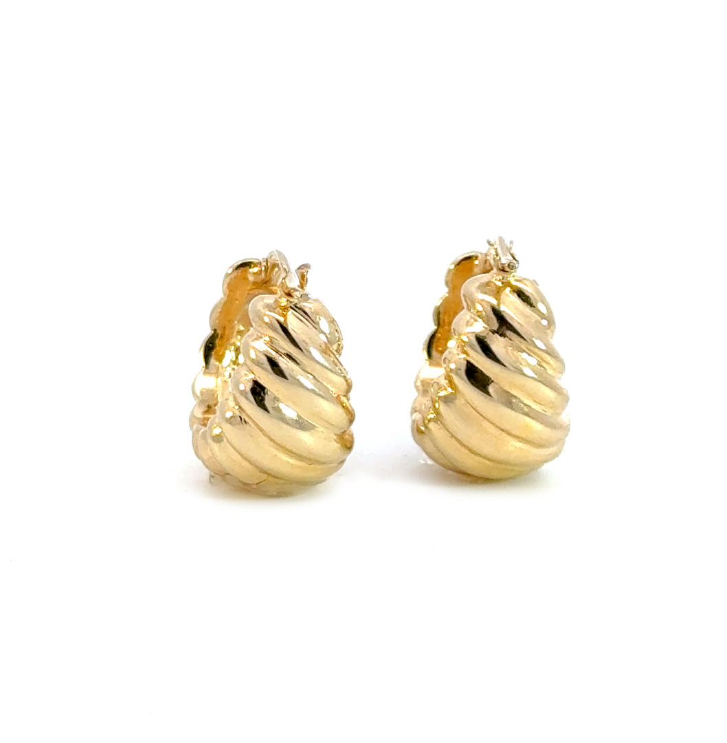 15850013653. 14K Solid Gold Ribbed Hollow Hoop Earrings