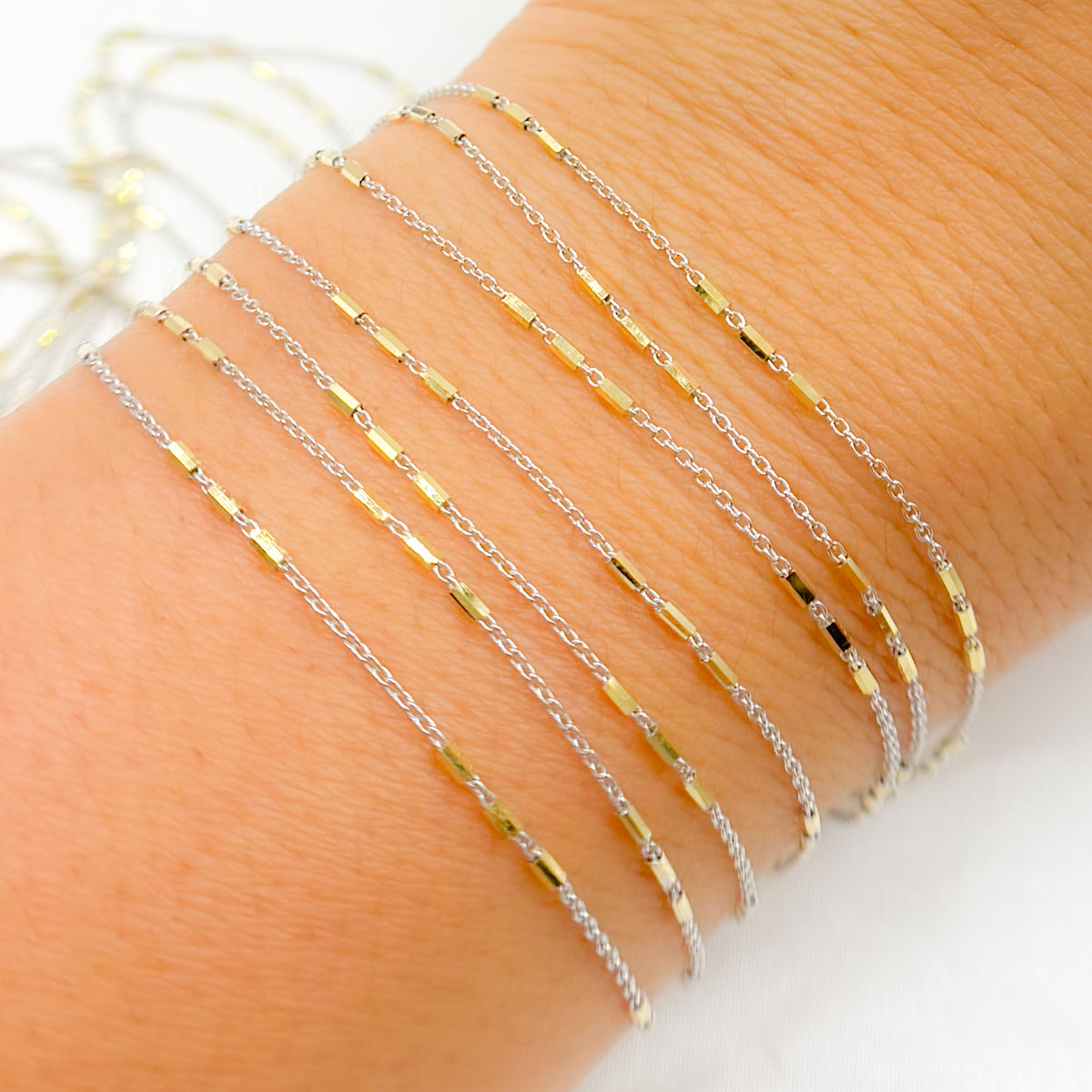 14K Solid Gold Satellite Bar Chain